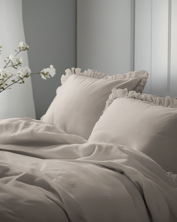 Pościel z Falbaną 220x200 + 2 Poszewki 100% Bawełna Pure Taupe Detexpol