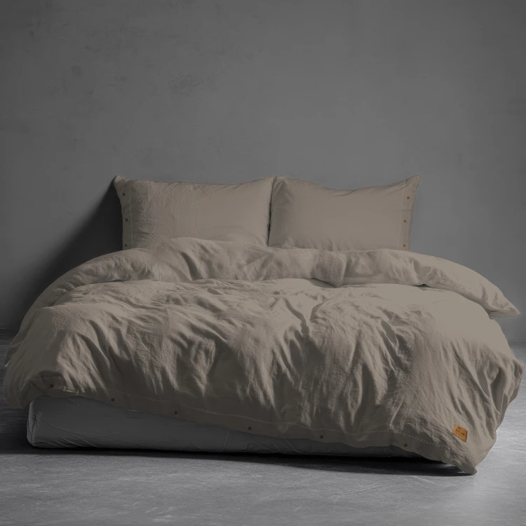 Pościel z Ozdobnymi Guzikami 220x200 + 2 Poszewki 100% Bawełna Pure Taupe Detexpol