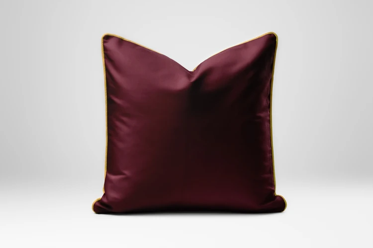 Poszewka 40x40cm Satyna 100% Bawełna Pure z Bizą Burgundowa Detexpol
