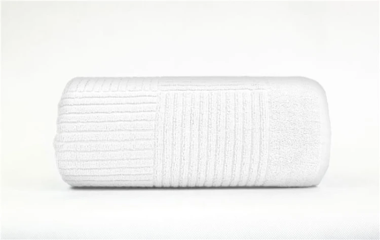 Ręcznik 70x140cm 450g 100% Bawełna Enigma Biały Frotex